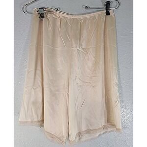 VTG Cabernet Ivory Nylon Lace Pettipants Culottye Slip Shorts Size Med